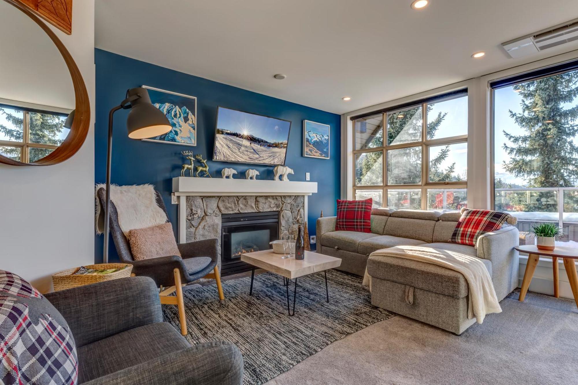 The Lookout Penthouse // A Luxe Suite In Whistler Eksteriør bilde