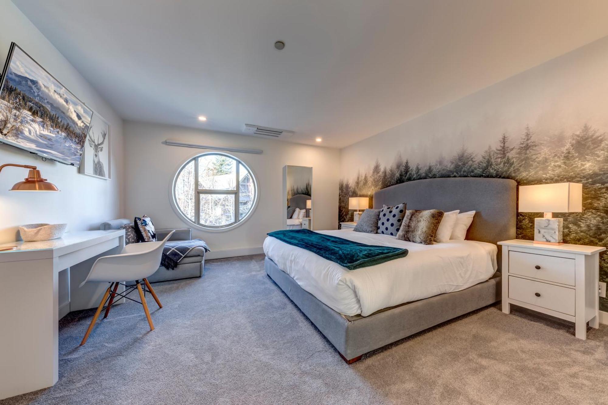 The Lookout Penthouse // A Luxe Suite In Whistler Eksteriør bilde
